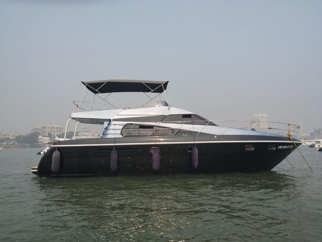 Ambassador 47 Motor Yacht on Charter in Mumbai at Gateway of India