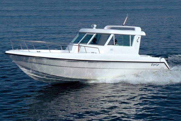 Gulf Craft 31 Speedboat on Charter in Mumbai